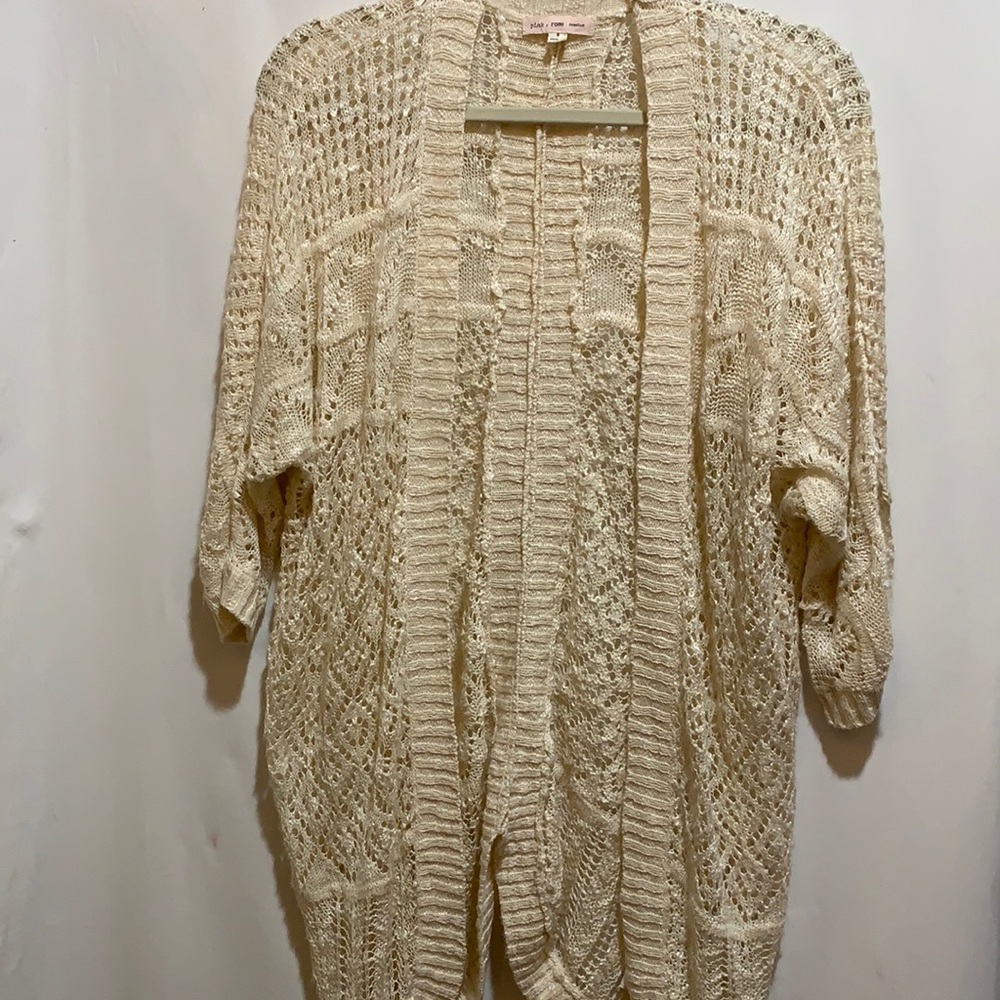 PINK+ ROSE CREME CROCHETED SHORT KIMONO SZ S OPEN